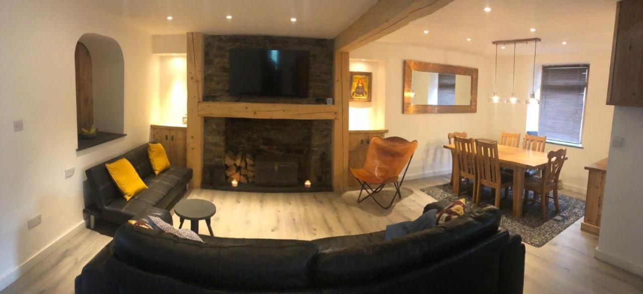 Clydach Cottages لينيلي المظهر الخارجي الصورة