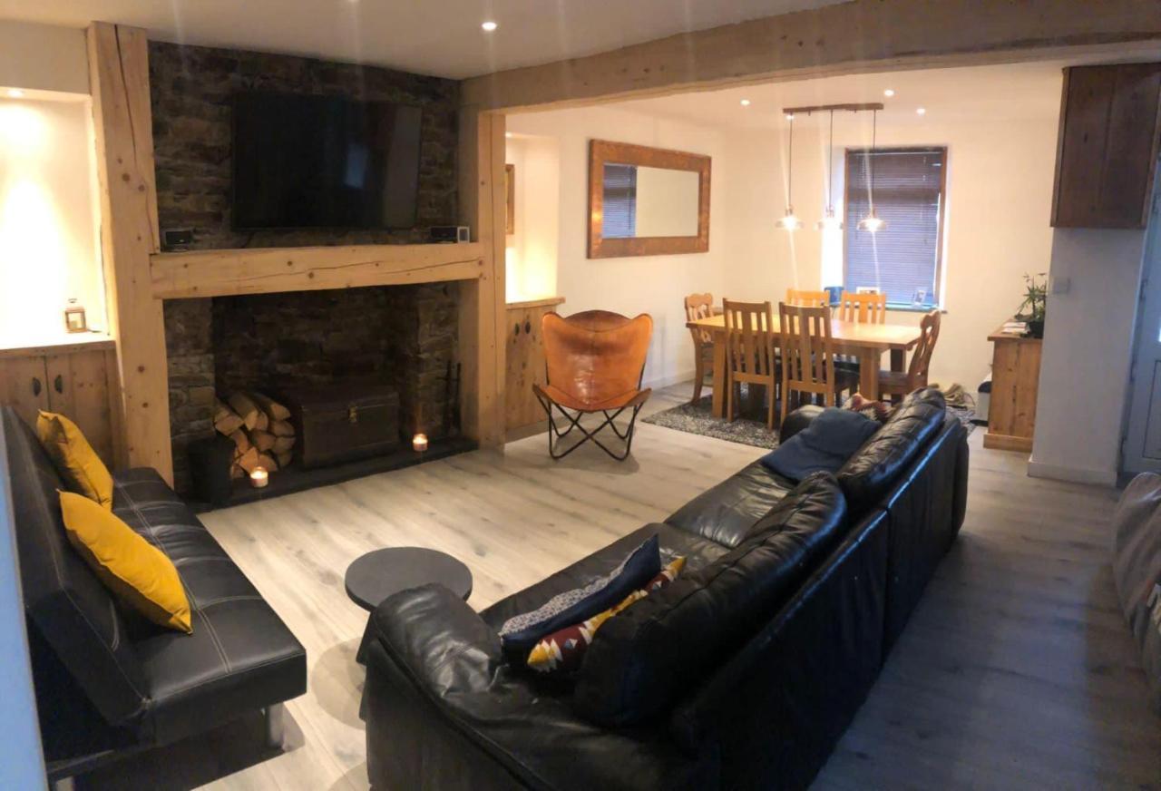 Clydach Cottages لينيلي المظهر الخارجي الصورة