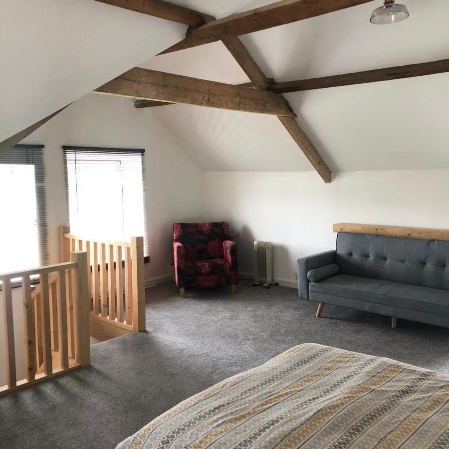 Clydach Cottages لينيلي المظهر الخارجي الصورة