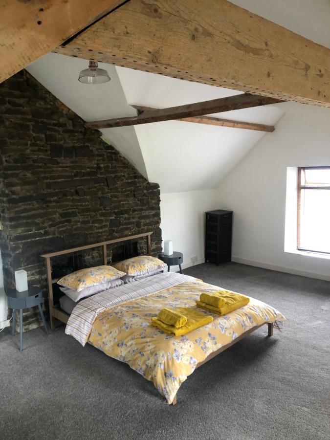 Clydach Cottages لينيلي المظهر الخارجي الصورة