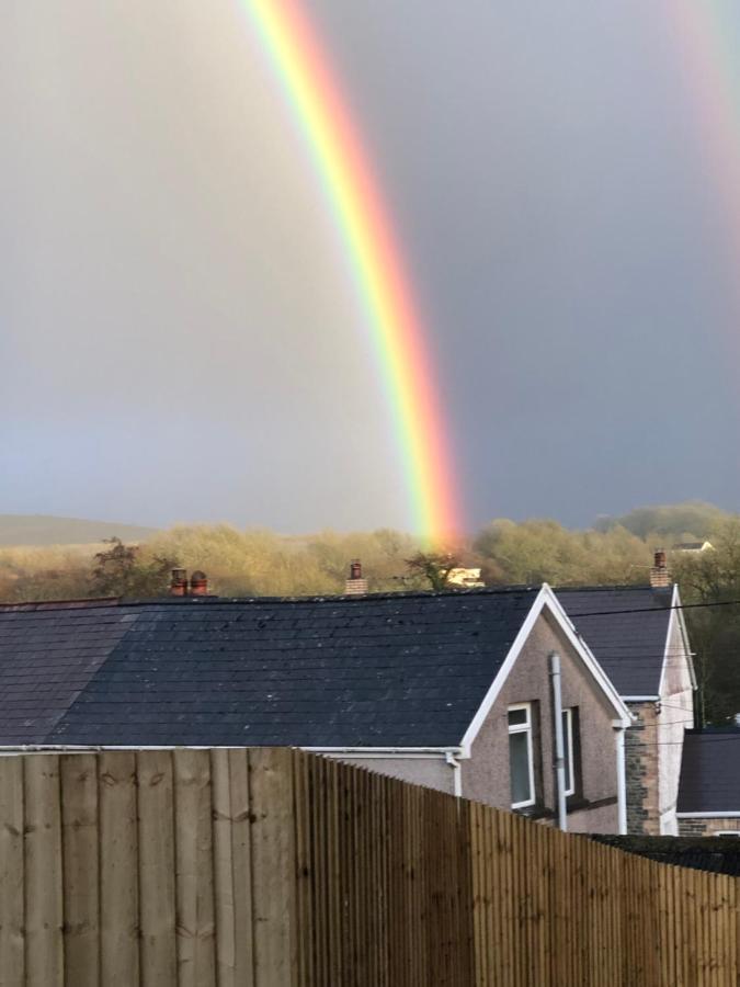 Clydach Cottages لينيلي المظهر الخارجي الصورة